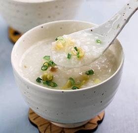 ماكينة صنع عصيدة الأرز